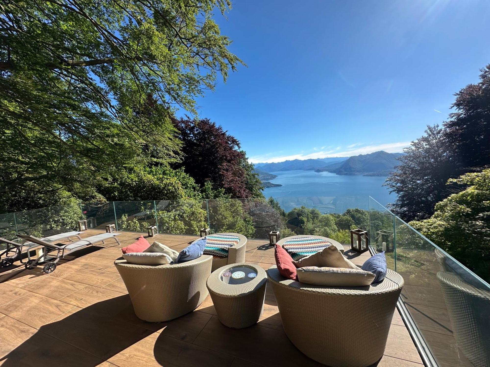ستريزا Private Luxury Spa & Silence Retreat With Spectacular View Over The Lake Maggiore المظهر الخارجي الصورة